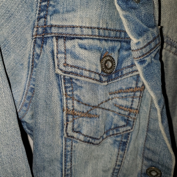 Jean jacket - Picture 4 of 7